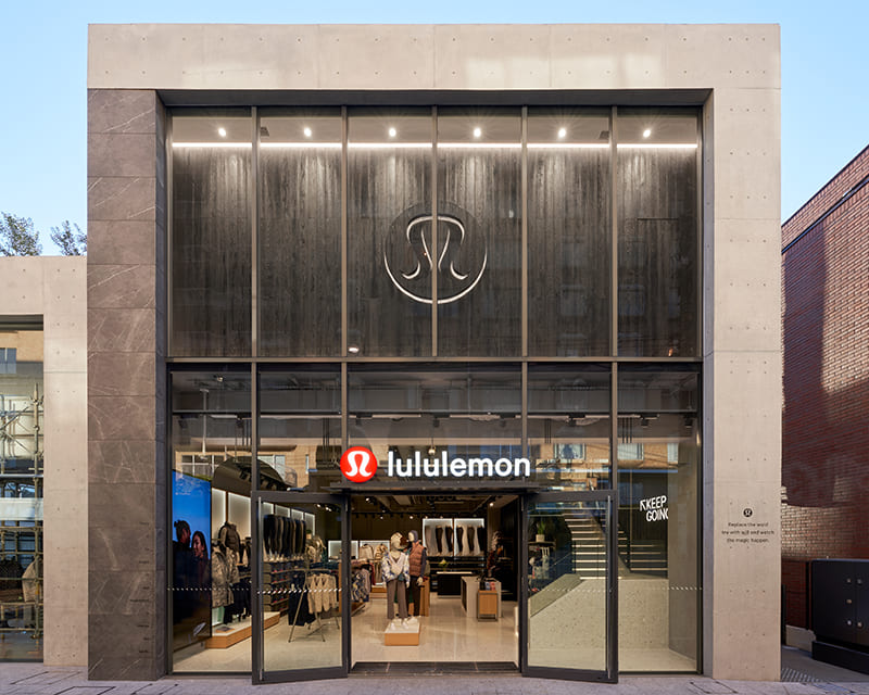 Lululemon leader takes change and runs with it - Sustainable Japan by ...